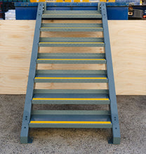 Load image into Gallery viewer, STEEL STAIRS 900mm
